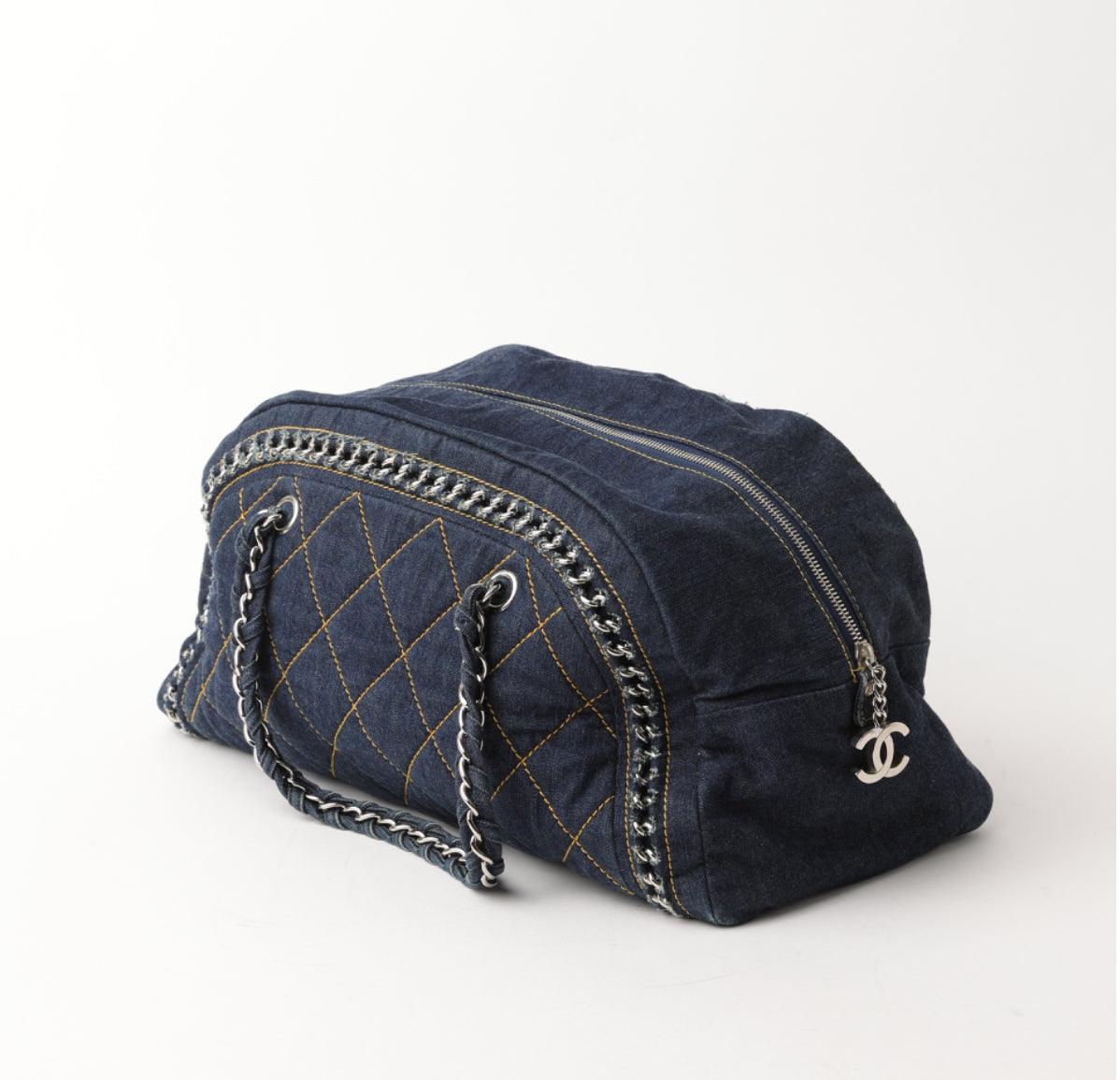 Chanel denim bowling bag π§³ππ