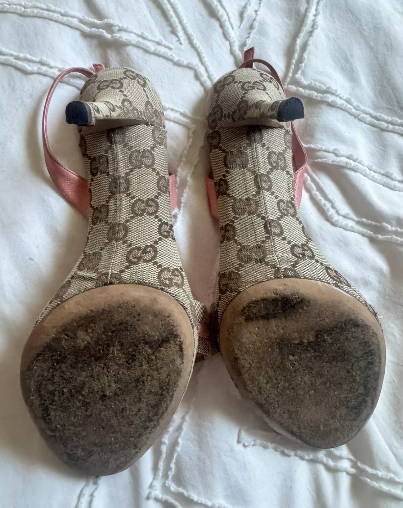 Pink monogram Gucci heels πΈπ§Έπ