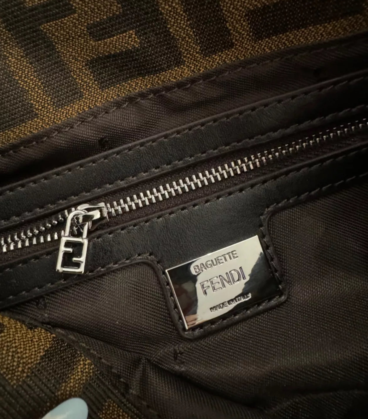 Fendi baguette